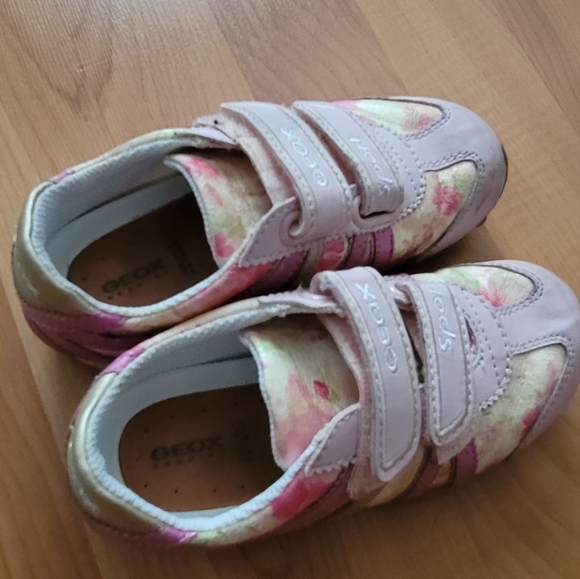 GEOX Respira Sport Girls US 10 EUR 27 Sneakers Pink Floral Leather Flat Shoes - Picture 11 of 12